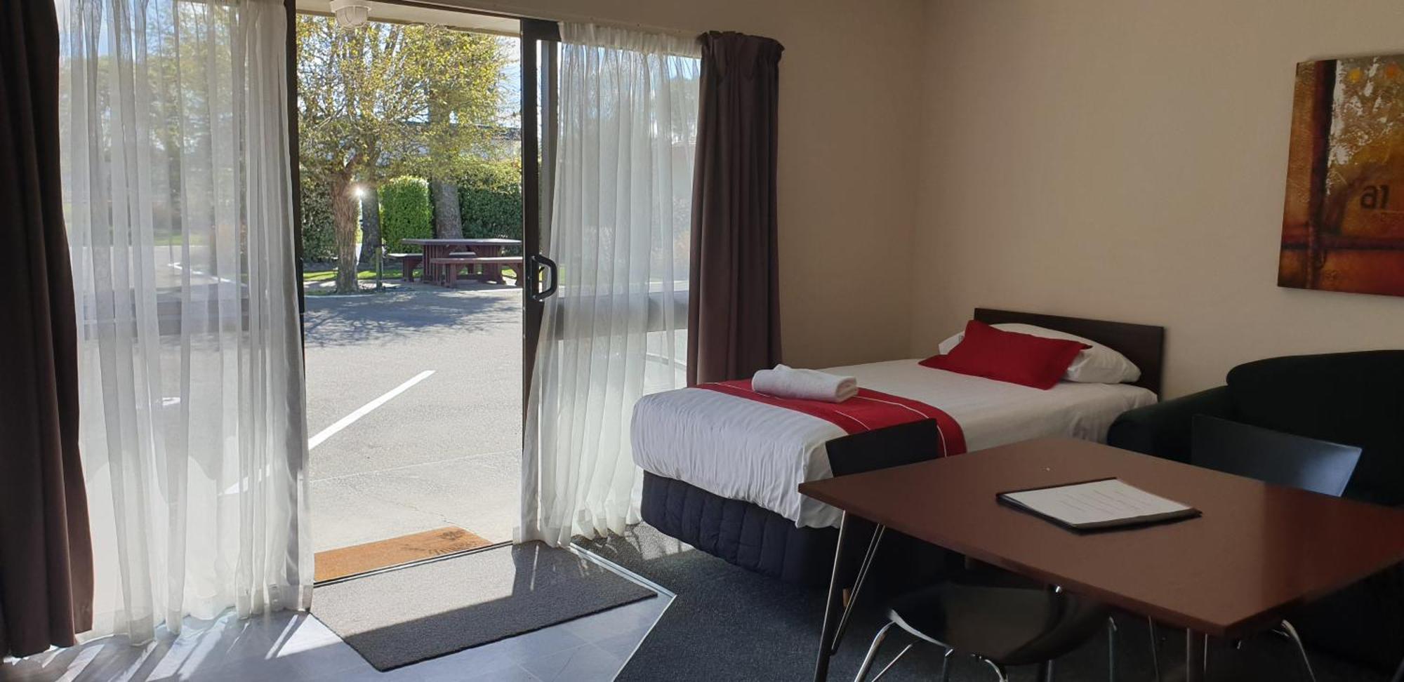 Commodore Motor Lodge Ashburton Esterno foto