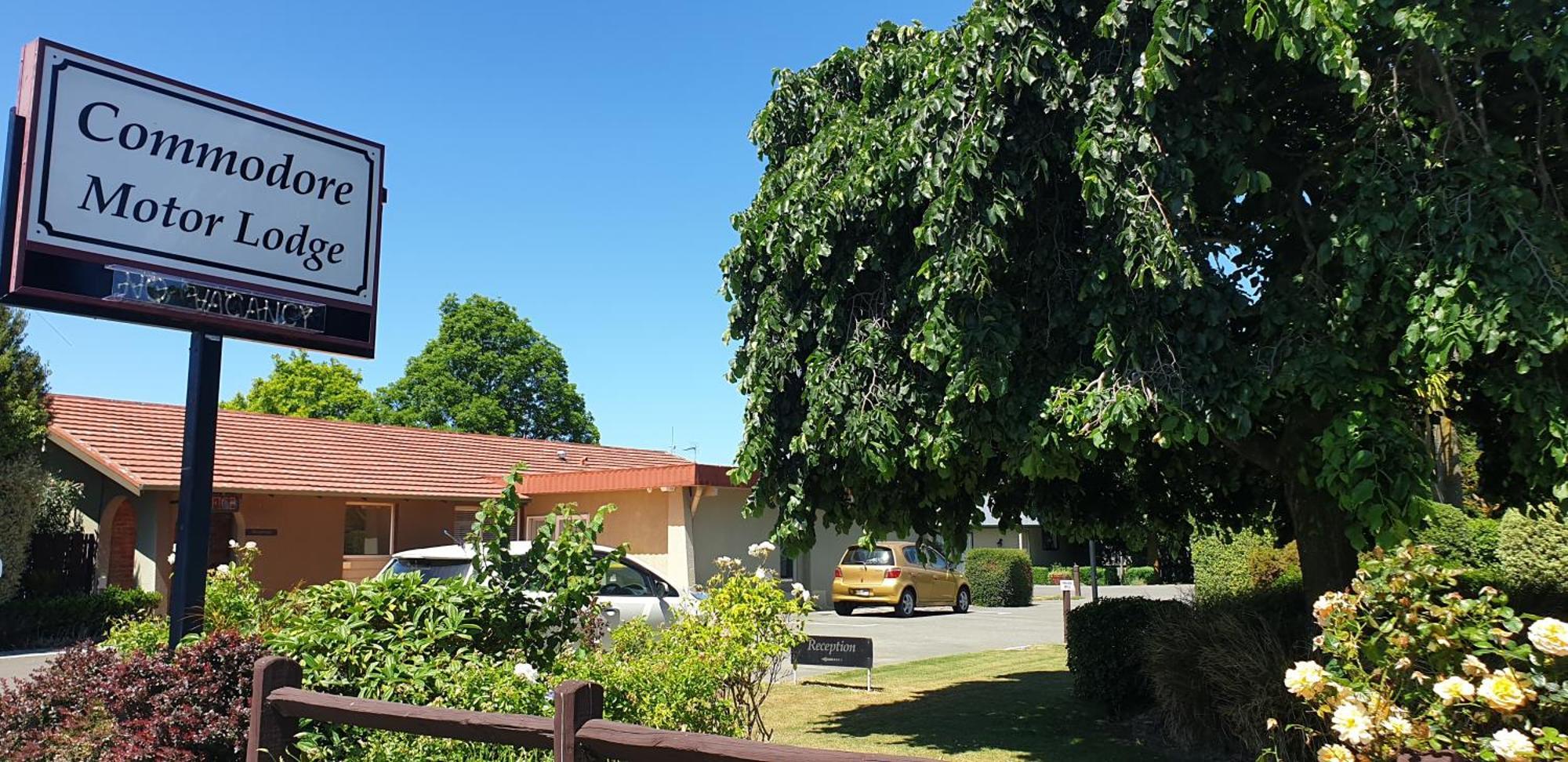 Commodore Motor Lodge Ashburton Esterno foto